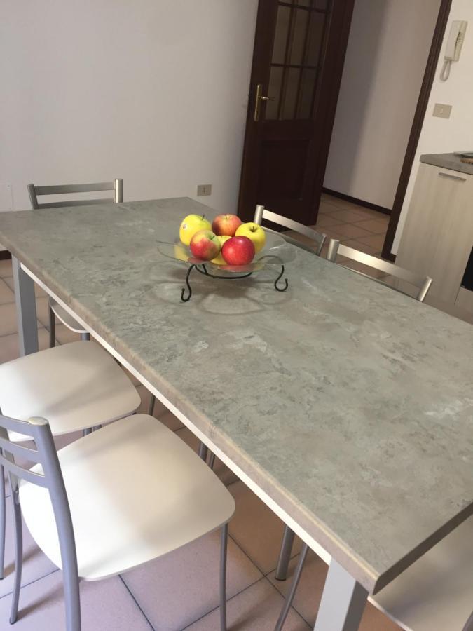 Appartamento Trieste Marone Buitenkant foto